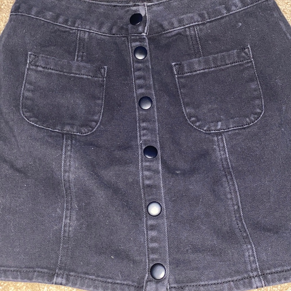 black brandy melville skirt, size 26